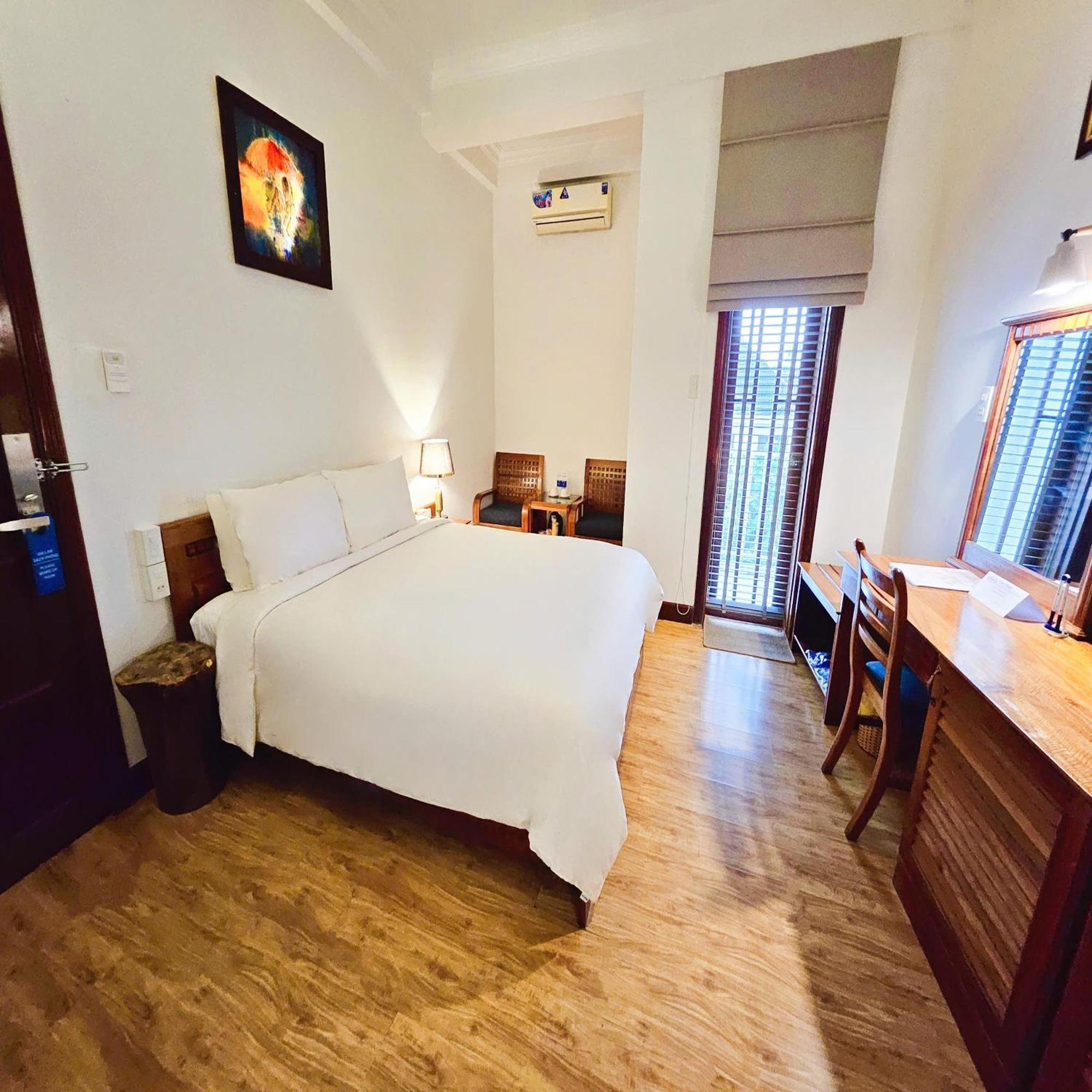 Victory Hotel Hue Exterior foto
